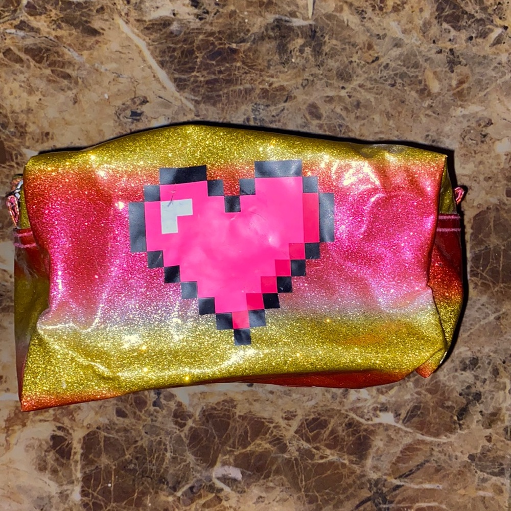 makeup pouch